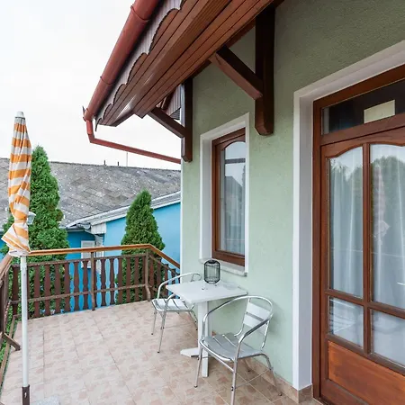 Kispal Apartmanhaz * זלקרוס