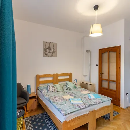 Kispal Apartmanhaz Lägenhet Zalakaros