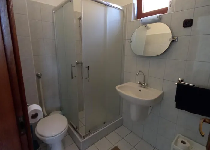 Kispal Apartmanhaz Lägenhet *