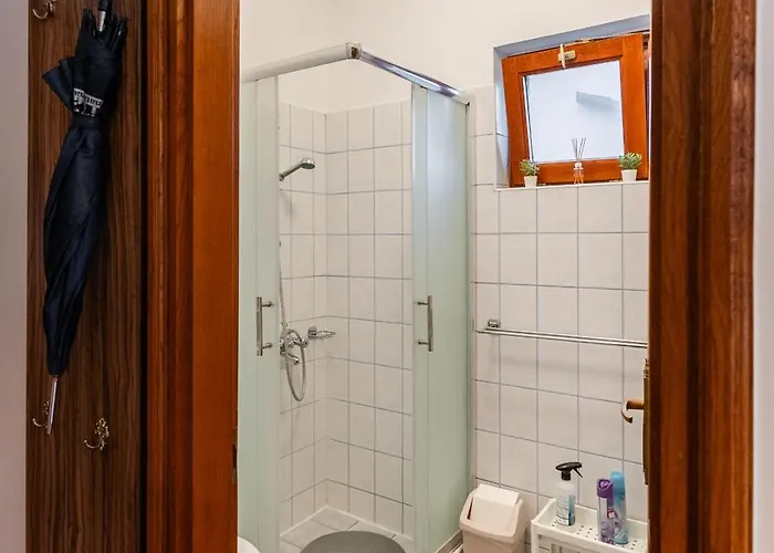 Kispal Apartmanhaz Lägenhet